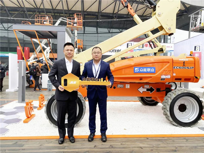 刚刚!开云手机站官方版网站登录入口机队又添“新武器”-1.jpg 刚刚!开云手机站官方版网站登录入口机队又添“新武器”-1.jpg